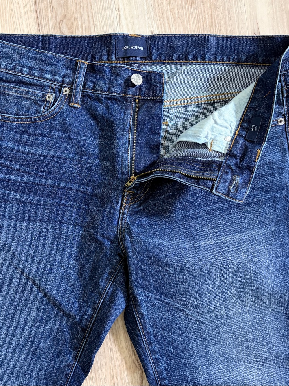 J Crew 34/32 Slim Fit 484 Denim in Dark Wash